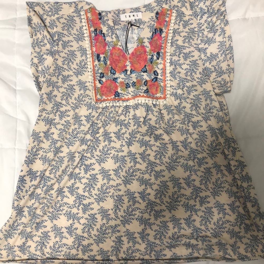 Short sleeve top